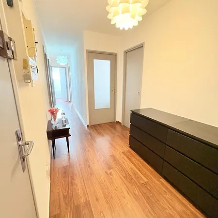 Apartment Grand T3 Lumineux Avec Parking - Proche Gare *